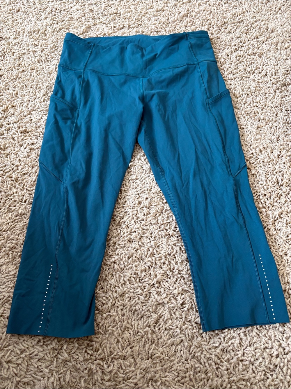 lululemon athletica Teal Cropped Leggings